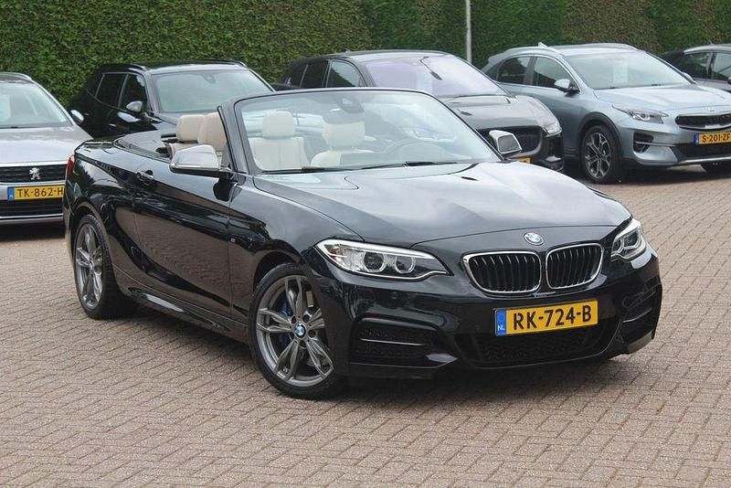 Schwarz Gebraucht 2017 BMW M240 M Sport Cabrio | 32.760 € (Fairer Preis) - Bild 1/4