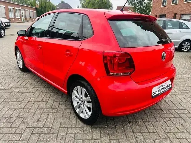 Używany VW Polo Style 69 KM (50 kW) 2012 Czerwony Hatchback