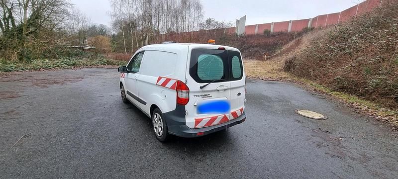 Gebraucht Ford Transit 95 PS (69 kW) 2018 Weiß Van / Kleinbus