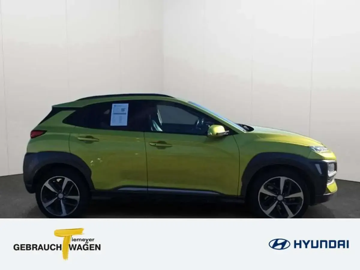 Gebraucht Hyundai Kona Premium 177 PS (130 kW) 2020 Acid yellow SUV