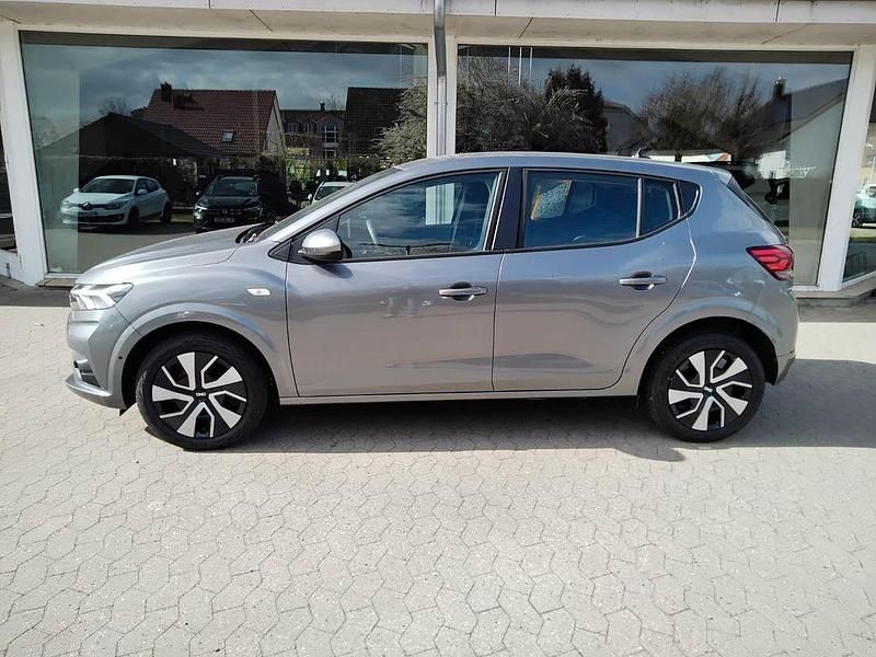 Gebraucht Dacia Sandero Expression 101 PS (74 kW) 2025 Grau Limousine