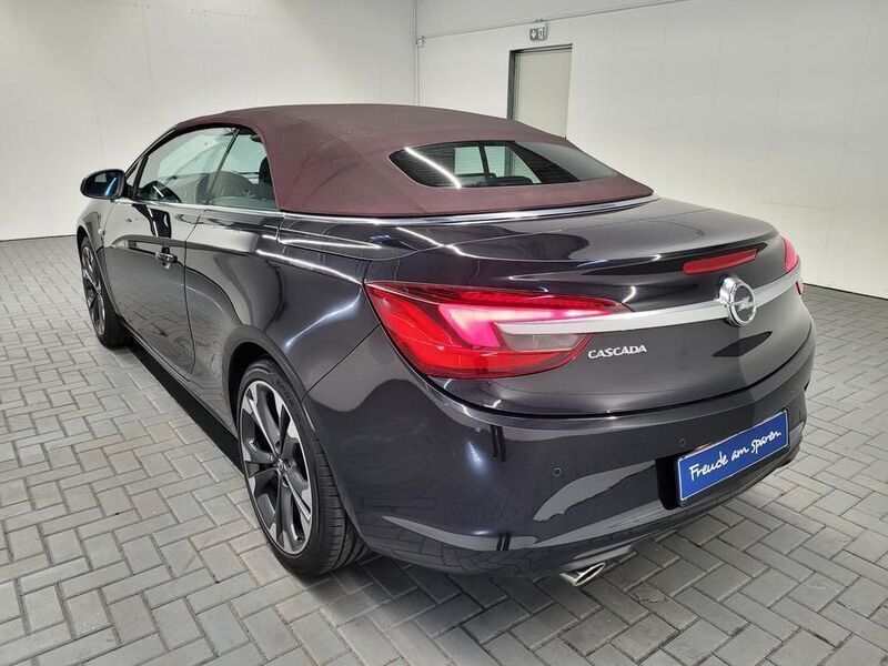 Gebraucht Opel Cascada Innovation 140 PS (102 kW) 2013 Schwarz (karbonschwarzmet.) Cabrio