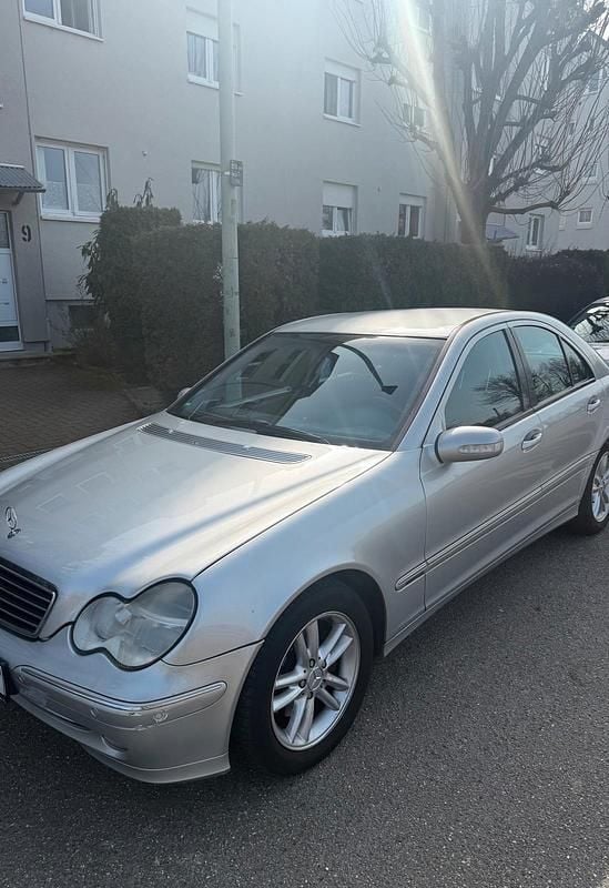 Gebraucht Mercedes C240 177 PS (130 kW) 2001 Grau Limousine