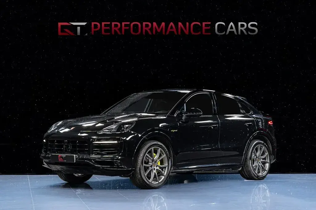 Second-hand Porsche Cayenne Platinum Edition 462 CP (339 kW) 2023 Negru SUV