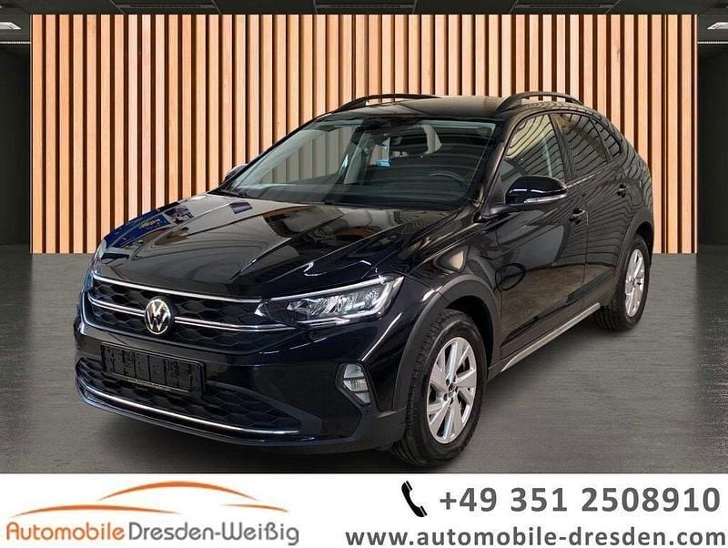 Schwarz deep black perleffekt (metallic) Gebraucht 2023 VW Taigo Life SUV | 17.980 € (Superpreis) - Bild 1/4