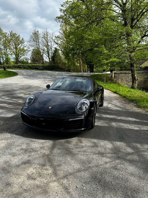 Schwarz Gebraucht 2018 Porsche 911 Carrera Coupé | 86.200 € (Superpreis) - Bild 1/4