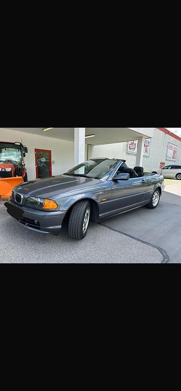 Gebraucht BMW 320 Cabriolet 170 PS (125 kW) 2003 Grau Cabrio