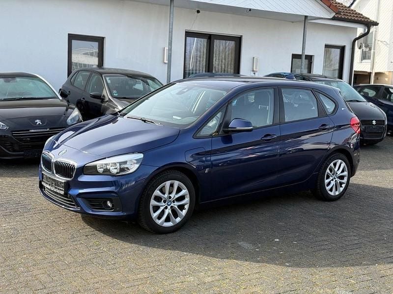 Gebraucht BMW 225 Advantage 136 PS (100 kW) 2017 Blau Van / Kleinbus