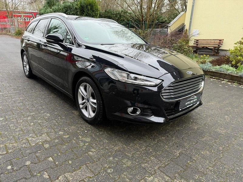 Gebraucht Ford Mondeo Titanium 150 PS (110 kW) 2015 Schwarz Kombi
