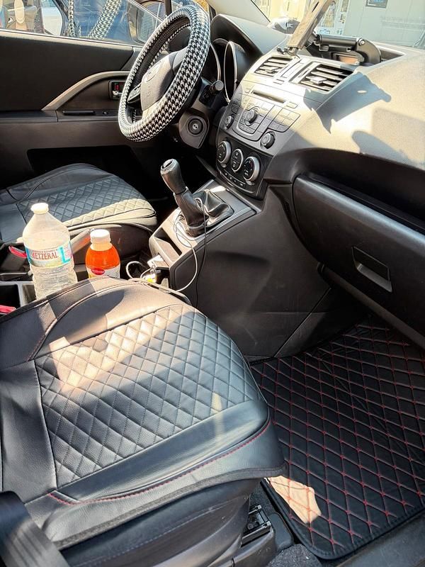 Gebraucht Mazda 5 145 PS (106 kW) 2011 Schwarz Van / Kleinbus