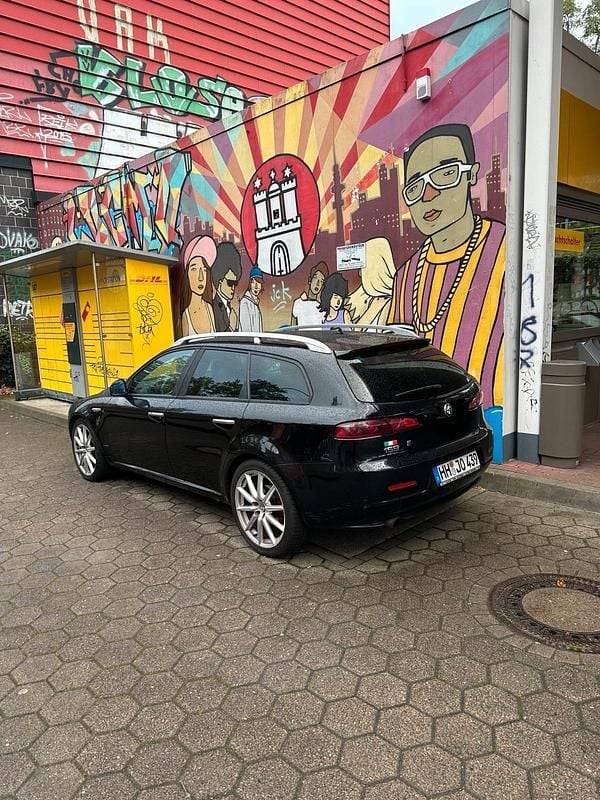 Schwarz Gebraucht 2008 Alfa Romeo 159 Kombi | 950 € (Superpreis) - Bild 1/4