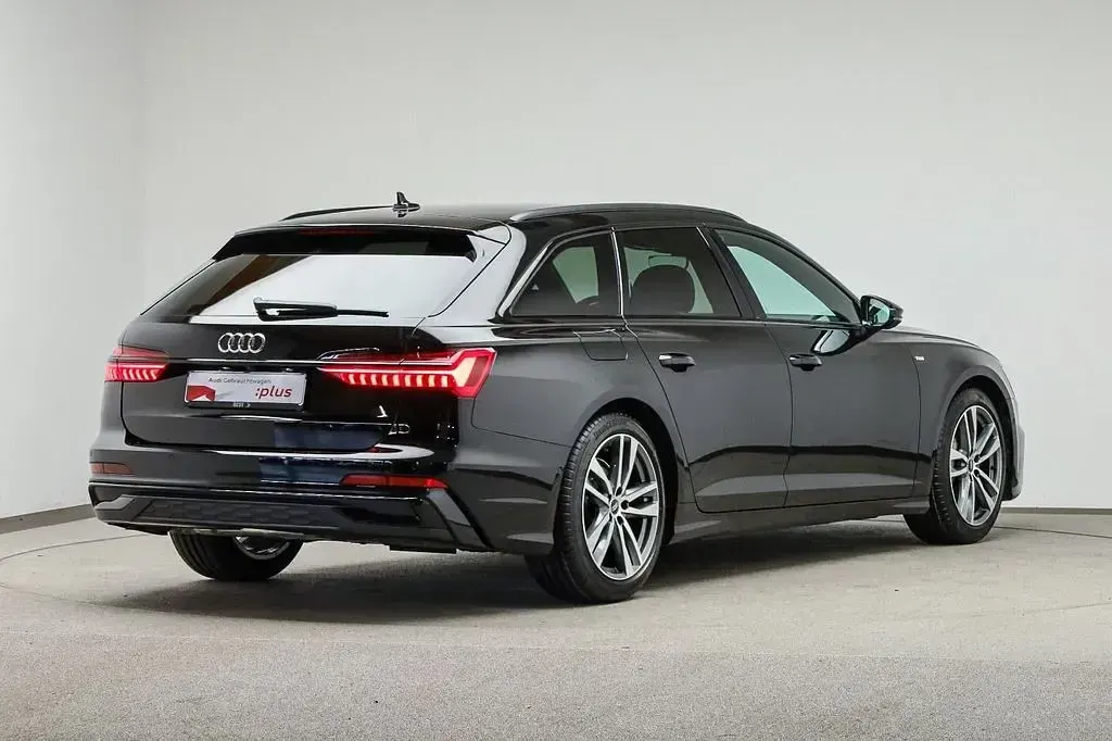 Gebraucht Audi A6 Design 204 PS (150 kW) 2025 Mythosschwarz metallic Kombi
