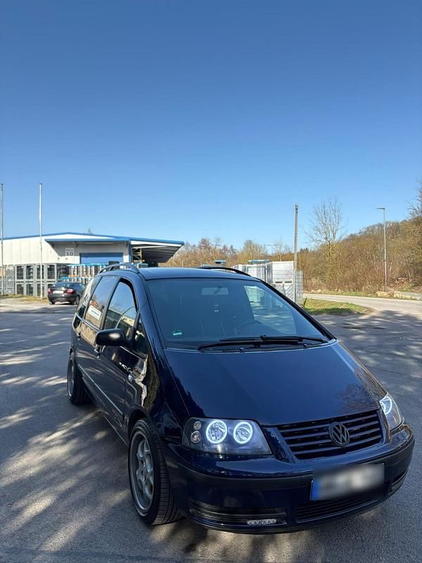 Gebraucht VW Sharan 186 PS (136 kW) 2003 Blau Van / Kleinbus