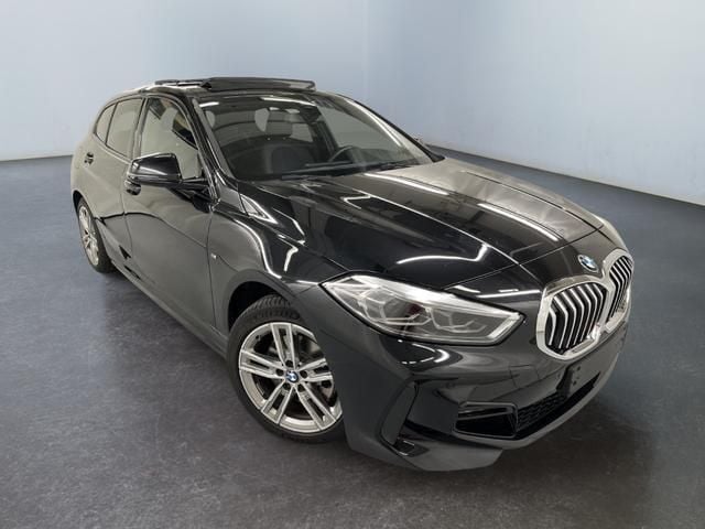 Schwarz Gebraucht 2024 BMW 118 M Sport Kleinwagen | 29.202 € (Fairer Preis) - Bild 1/1