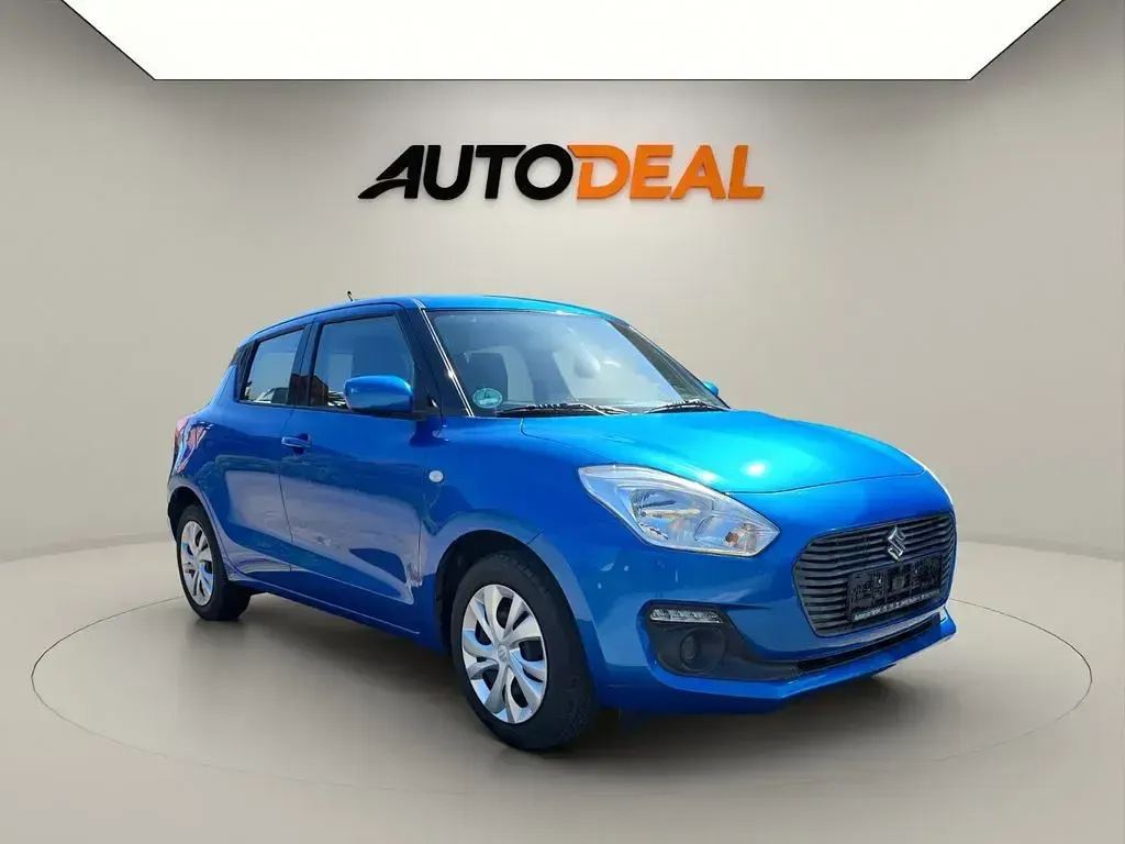 Usado Suzuki Swift 90 CV (66 kW) 2017 Azul Utilitario