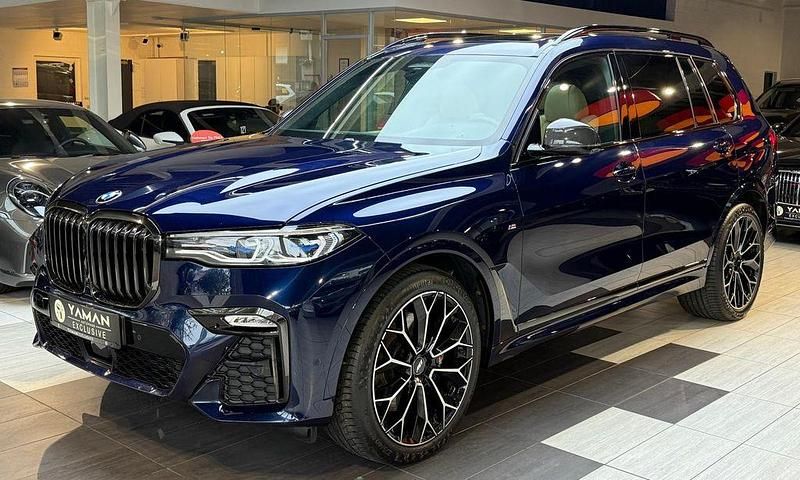 Blau Gebraucht 2021 BMW X7 M Sport SUV | 68.850 € (Etwas zu teuer) - Bild 1/4