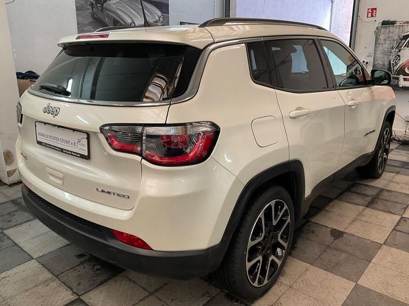 Gebraucht Jeep Compass Altitude 140 PS (102 kW) 2020 Weiß SUV