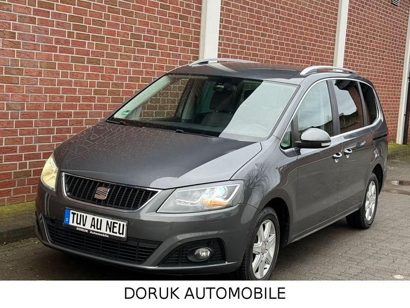 Grau Gebraucht 2011 Seat Alhambra Van / Kleinbus | 9.490 € (Superpreis) - Bild 1/4