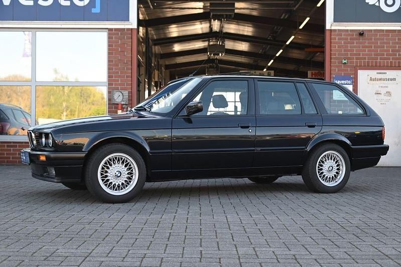 Gebraucht BMW 316 Sport Line 99 PS (72 kW) 1994 Schwarz Limousine