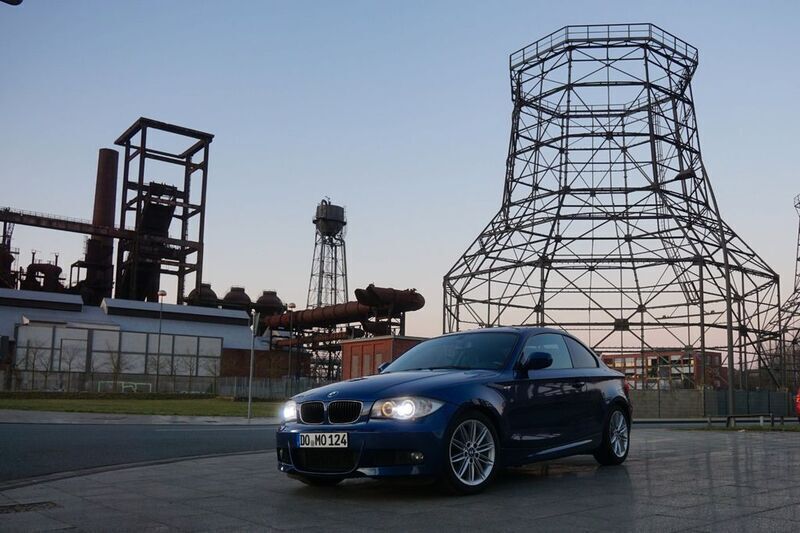 Blau Gebraucht 2010 BMW 125 M Sport Kleinwagen | 10.499 € (Teuer) - Bild 1/4