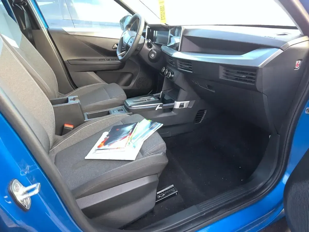 Gebraucht Opel Frontera Edition 83 kW (114 PS) 2025 Blau SUV