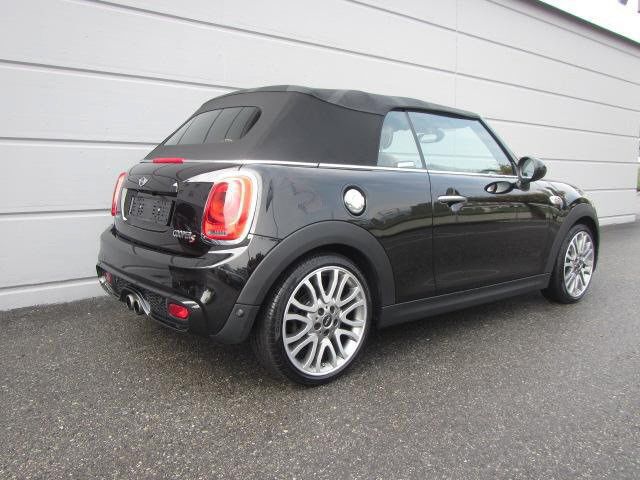 Gebraucht Mini Cooper S Cabriolet 192 PS (141 kW) 2016 Schwarz metallic Cabrio