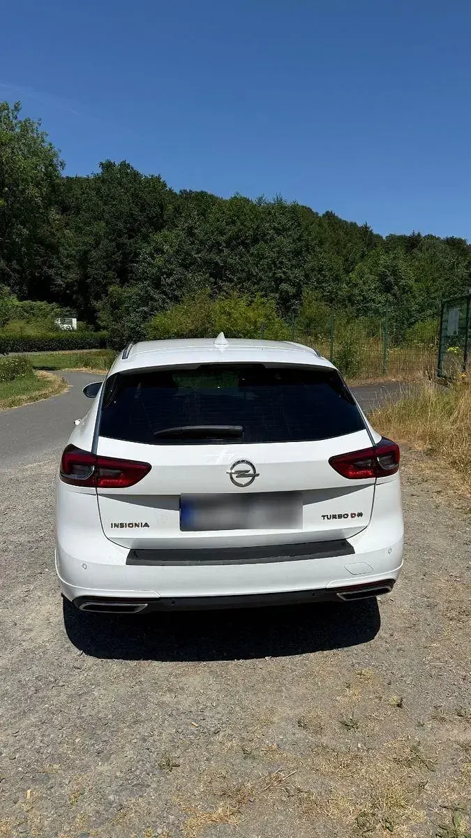Gebraucht Opel Insignia OPC 209 PS (153 kW) 2017 Weiß Kombi