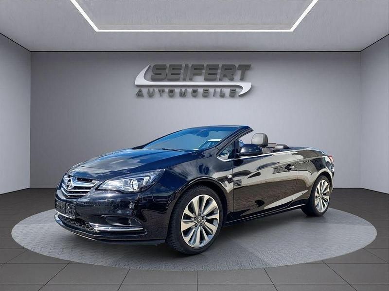 Second-hand Opel Cascada Innovation 200 CP (147 kW) 2017 Negru Cabrio