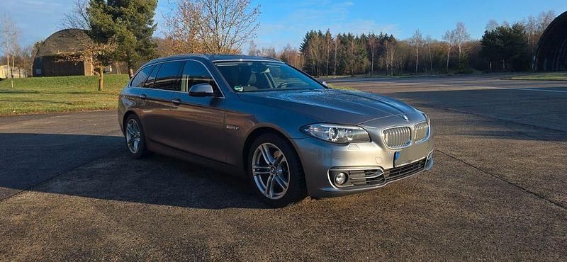 Gebraucht BMW 520 184 PS (135 kW) 2015 Grau Kombi