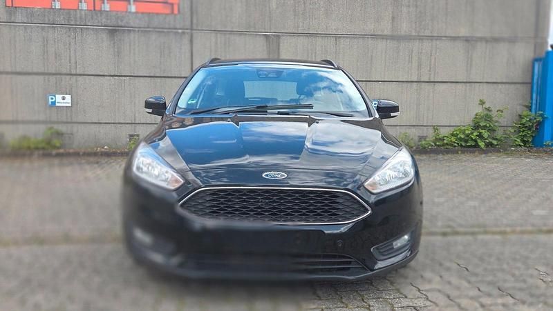 Usata Ford Focus 120 CV (88 kW) 2015 Station wagon