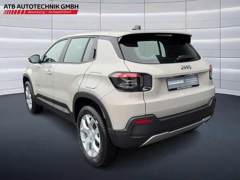 Neu Jeep Avenger Altitude 101 PS (74 kW) 2026 Grau SUV