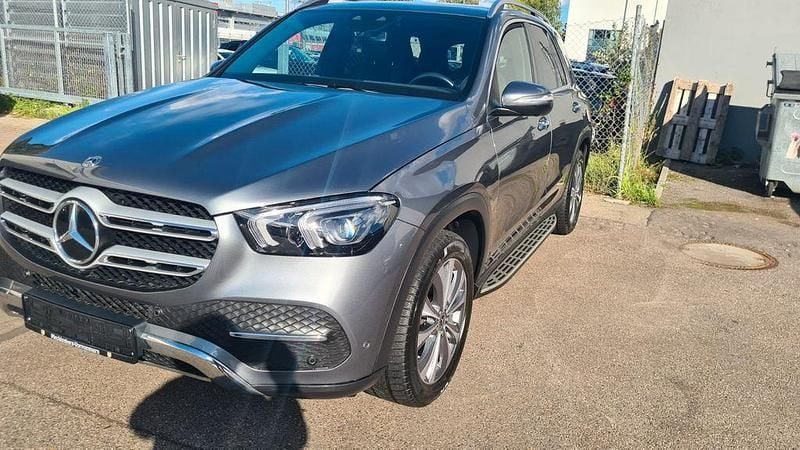 Grau Gebraucht 2020 Mercedes GLE300 AMG SUV | 44.999 € (Superpreis) - Bild 1/4