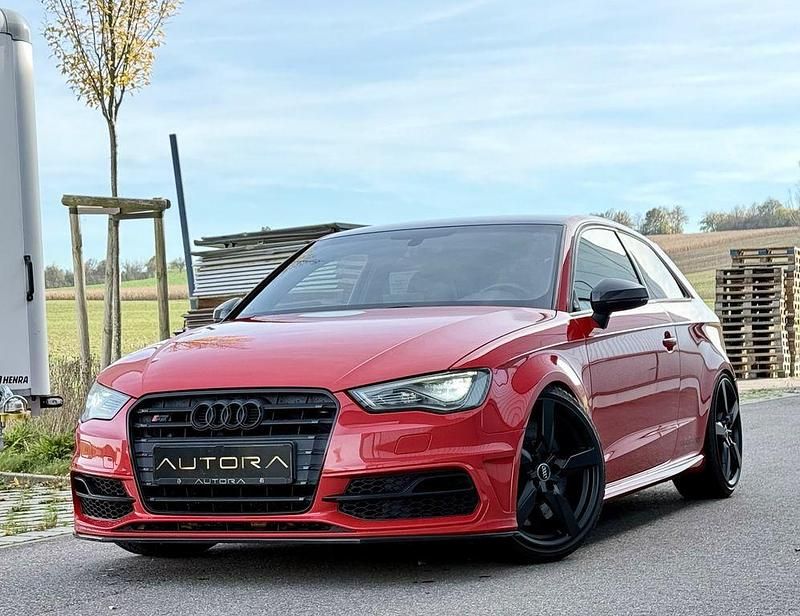 Rot Gebraucht 2013 Audi S3 Sport Limousine | 21.990 € (Etwas zu teuer) - Bild 1/4