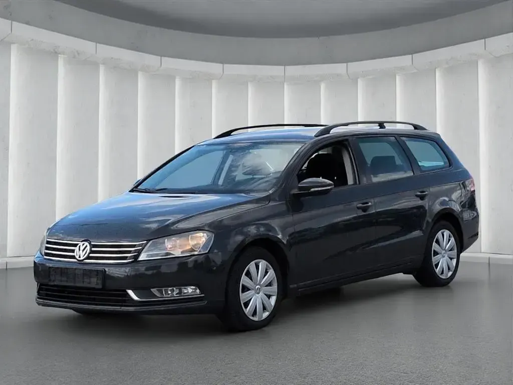 Używany VW Passat Edition 140 KM (102 kW) 2011 Szary Kombi