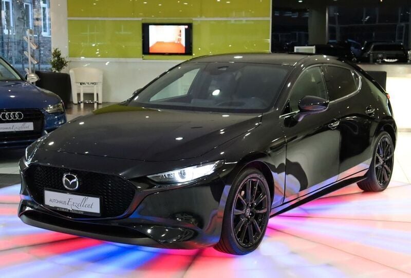 Jet black Gebraucht 2021 Mazda 3 Selection Limousine | 20.950 € (Fairer Preis) - Bild 1/4