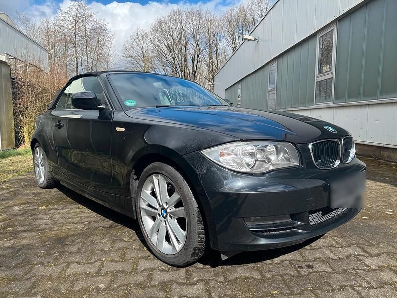 Gebraucht BMW 120 176 PS (129 kW) 2014 Schwarz Kleinwagen
