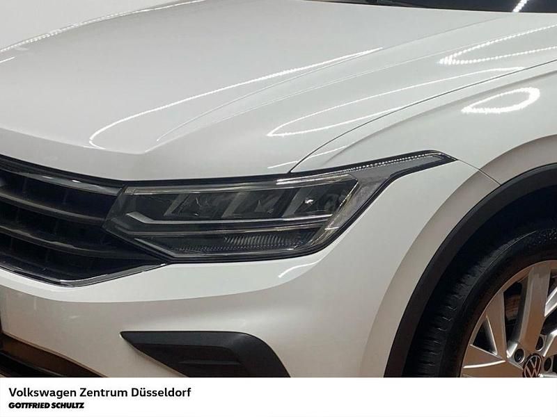 Gebraucht VW Tiguan Active 122 PS (89 kW) 2021 Weiss SUV