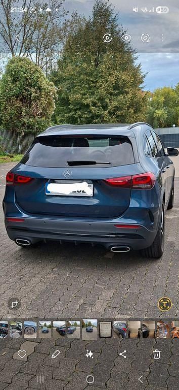 Blau Gebraucht 2021 Mercedes GLA200 SUV | 31.400 € (Fairer Preis) - Bild 1/4