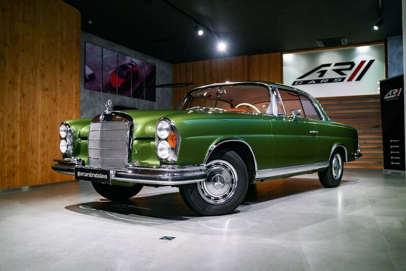 Grün Gebraucht 1966 Mercedes 250 SE Coupé | 74.900 € - Bild 1/4