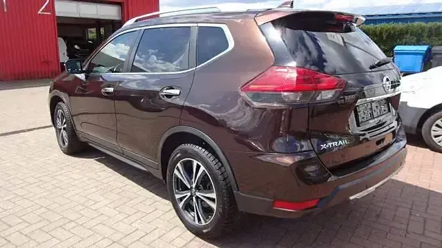 Gebraucht Nissan X-Trail N-Connecta 150 PS (110 kW) 2020 Brown pearl (metallic) SUV