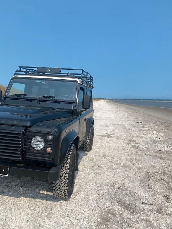 Gebraucht Land Rover Defender SE 122 PS (89 kW) 2008 Schwarz SUV