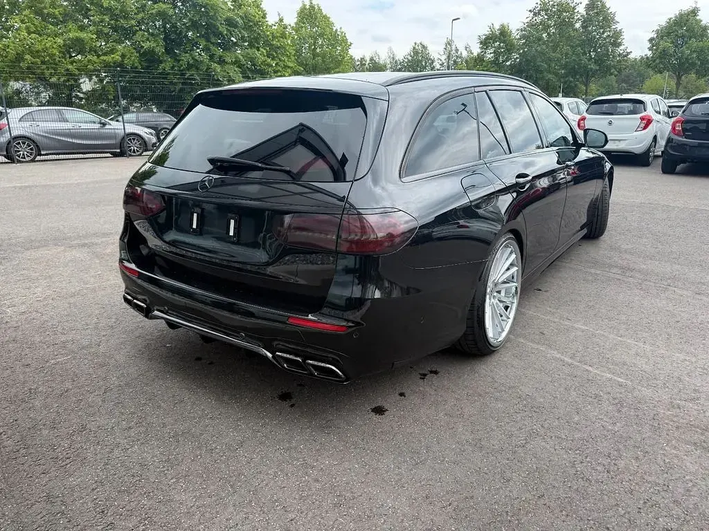 Gebraucht Mercedes E400 AMG 340 PS (250 kW) 2018 Schwarz Kombi