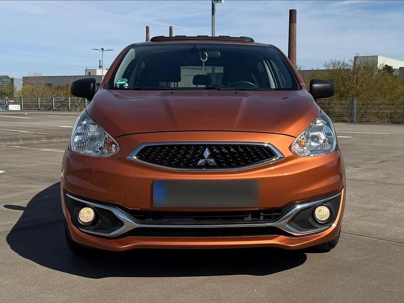 Second-hand Mitsubishi Space Star 80 CP (58 kW) 2018 Portocaliu Hatchback