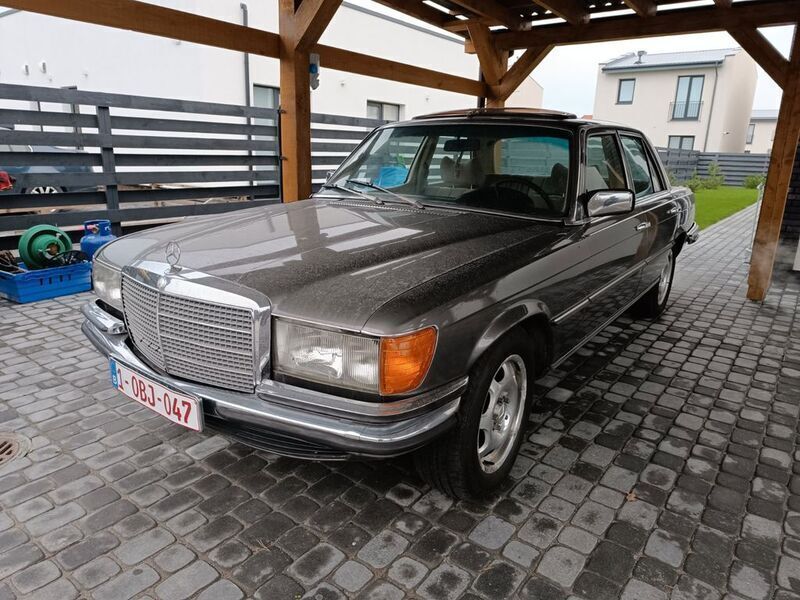 Braun Gebraucht 1977 Mercedes 280 Limousine | 8.300 € - Bild 1/4
