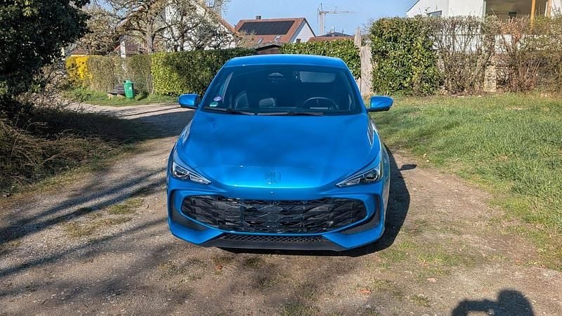 Gebraucht MG MG3 Luxury 194 PS (142 kW) 2024 Blau Kleinwagen
