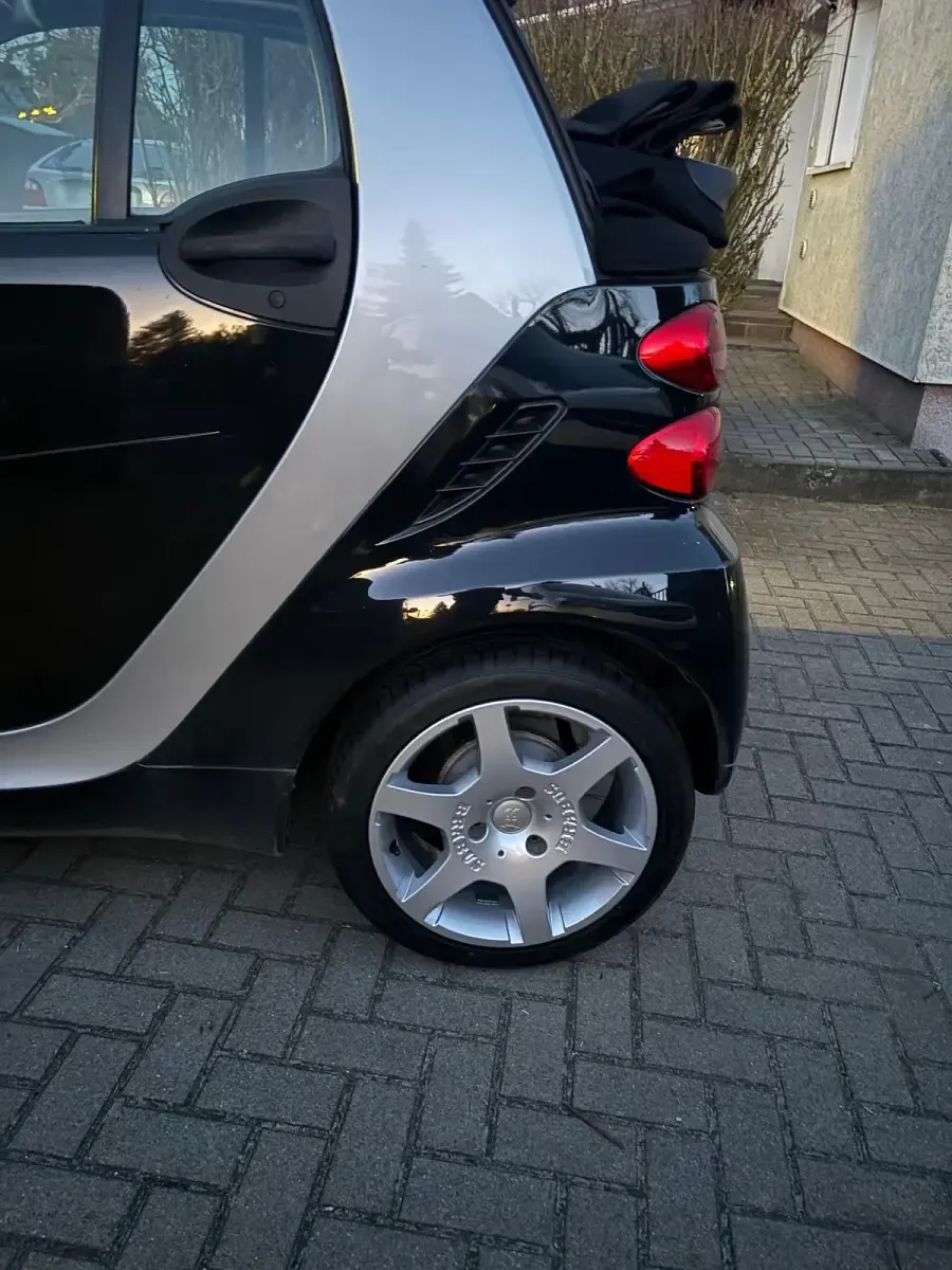 Gebraucht Smart ForTwo Cabrio 71 PS (52 kW) 2010 Schwarz Cabrio