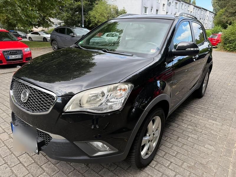 Schwarz Gebraucht 2012 Ssangyong Korando SUV | 2.650 € (Superpreis) - Bild 1/4