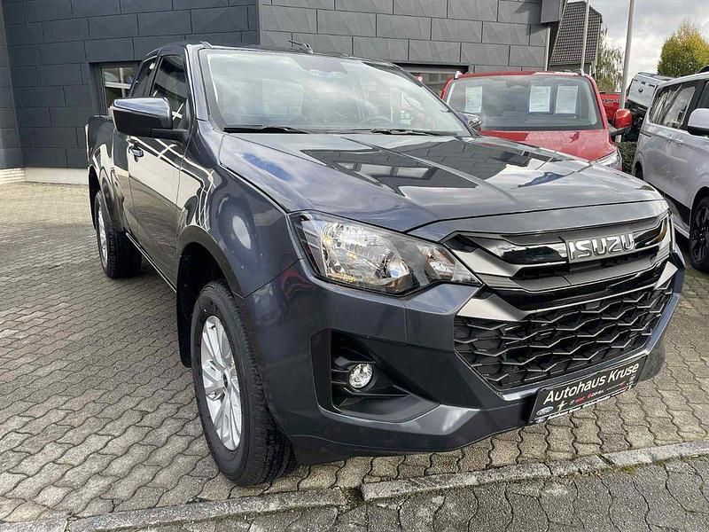Neu Isuzu D-Max 163 PS (119 kW) 2025 Grau Abholung