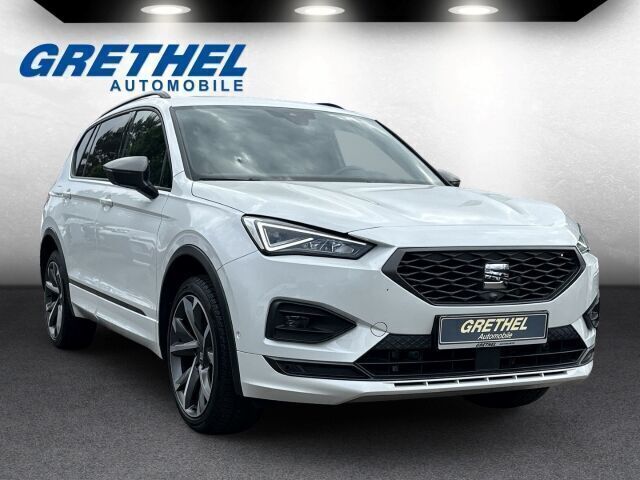Weiss Gebraucht 2020 Seat Tarraco 4Drive SUV | 30.890 € (Fairer Preis) - Bild 1/2