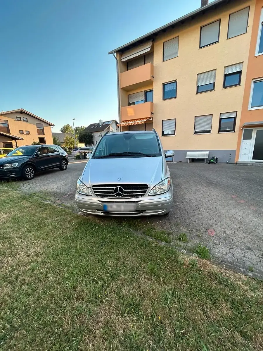 Gebraucht Mercedes Viano 116 PS (85 kW) 2008 Silber Van / Kleinbus